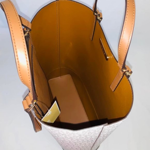 Michael Kors Kelli Large Two-Tone Logo Tote Bag - Picture 15 of 15